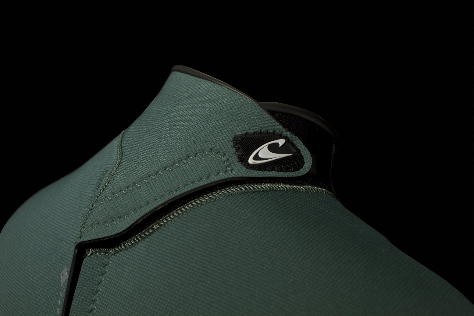 O'Neill Women's Epic 4:3mm Back Zip Full Wetsuit, Durable Warmth with Good Flexibility for Surfing and All Water Activities - Image 4